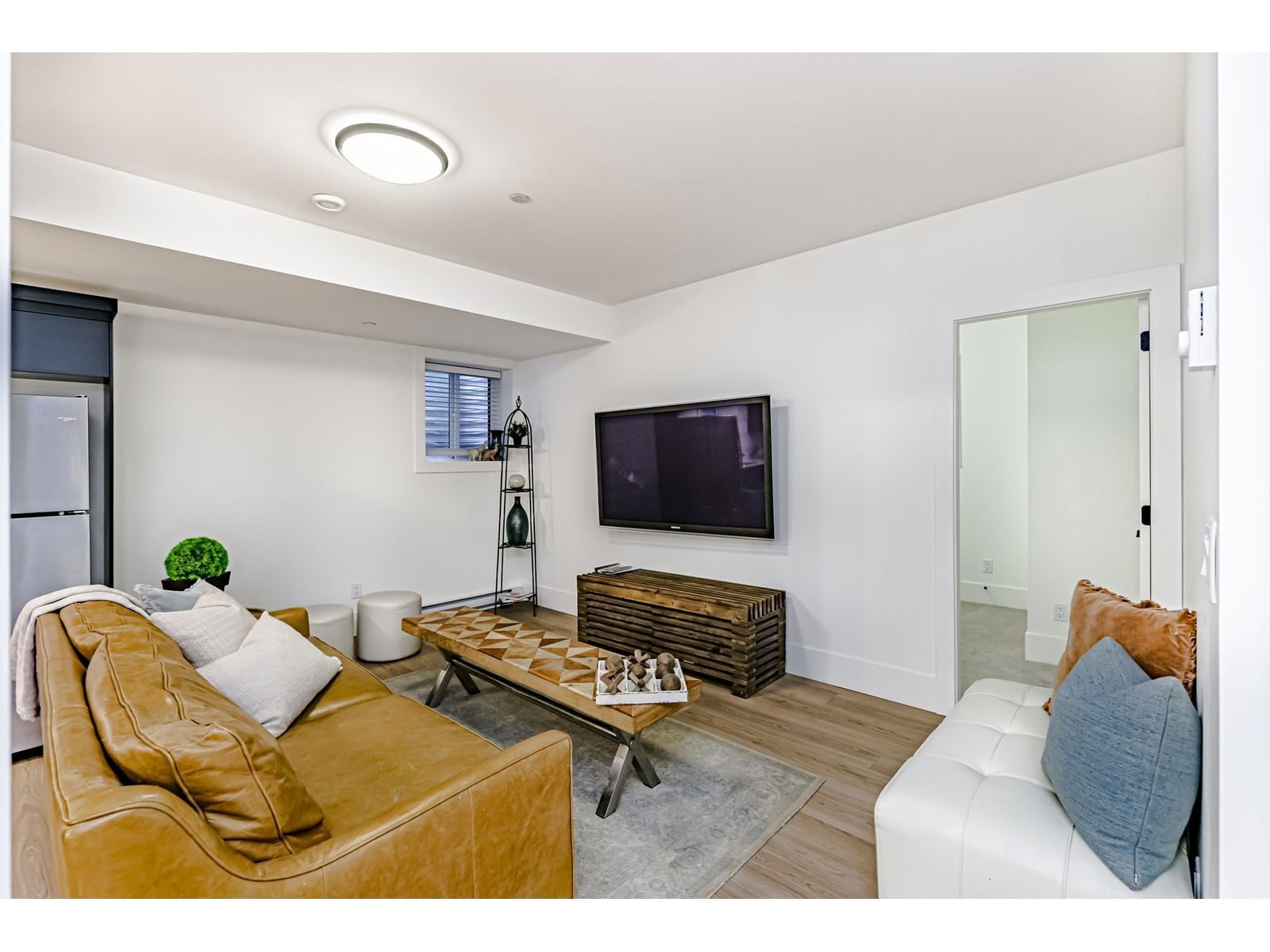 53 - 46211 PROMONTORY ROAD Image 28