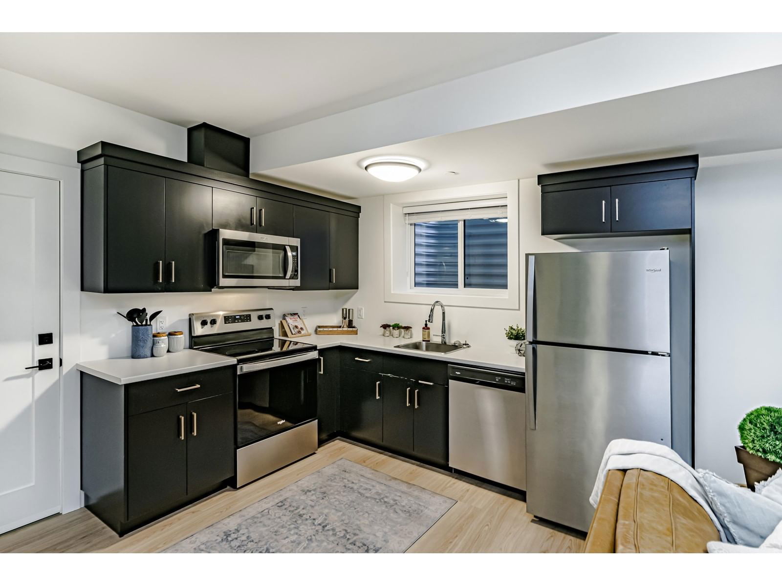 53 - 46211 PROMONTORY ROAD Image 31