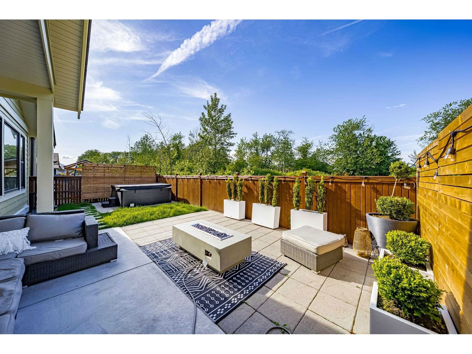 53 - 46211 PROMONTORY ROAD Image 37
