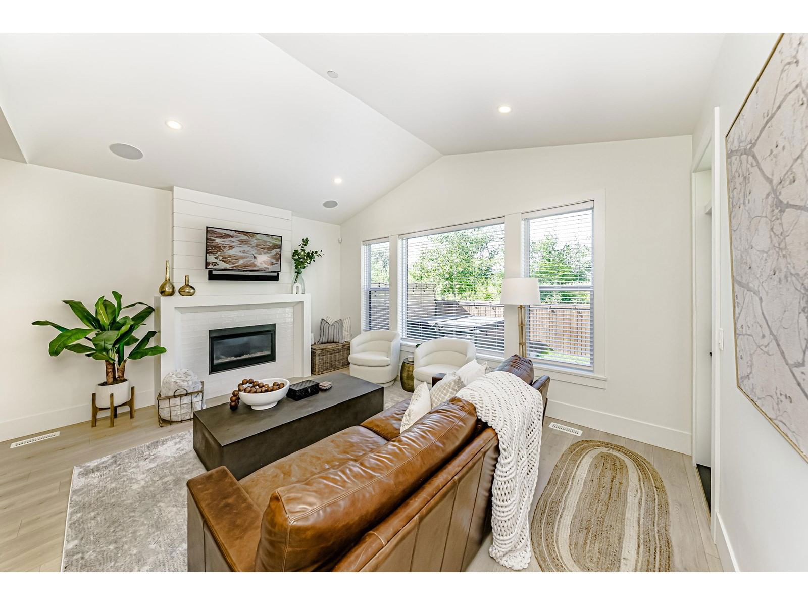53 - 46211 PROMONTORY ROAD Image 4