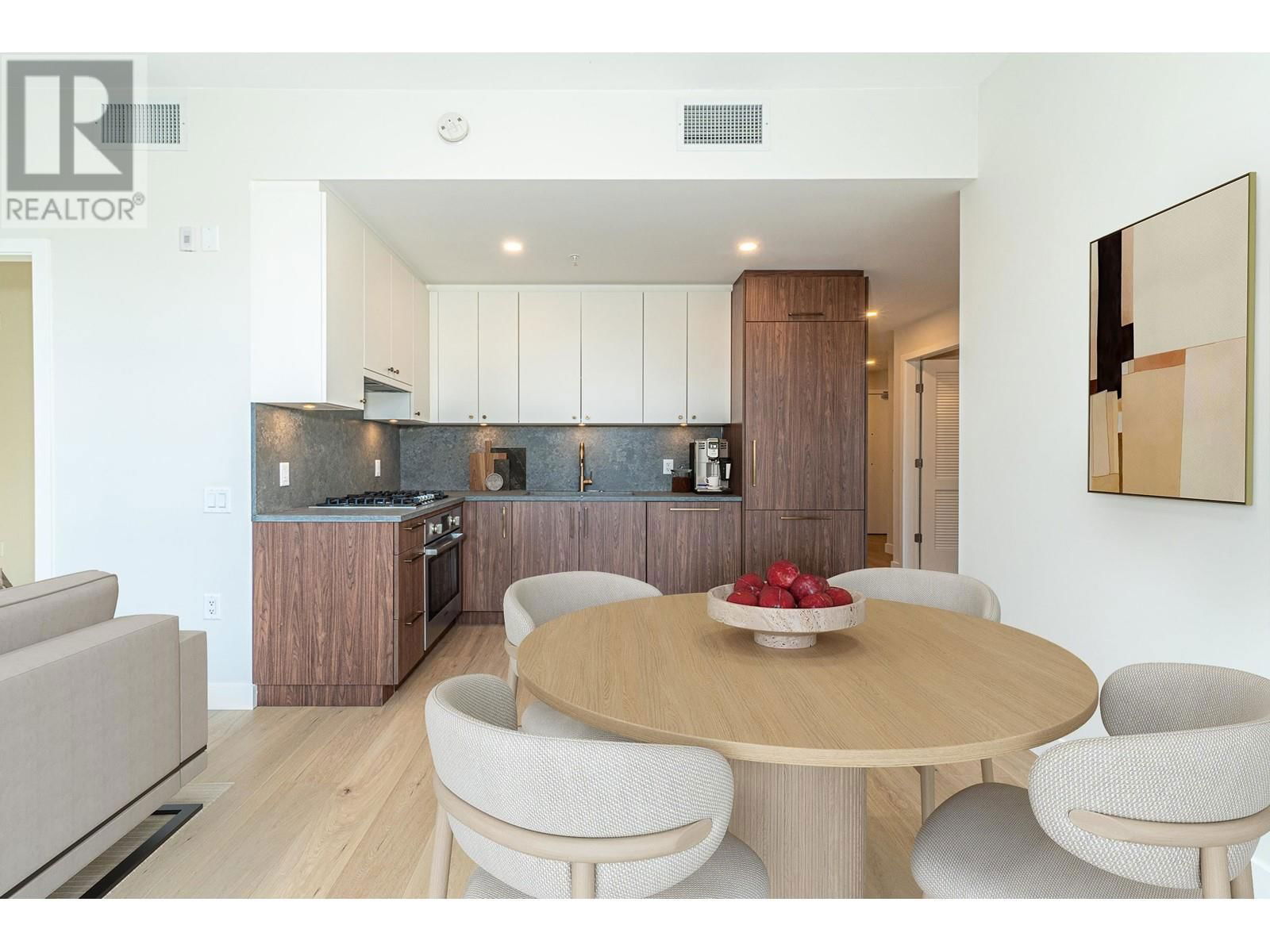 209 - 5007 ASH STREET Image 3