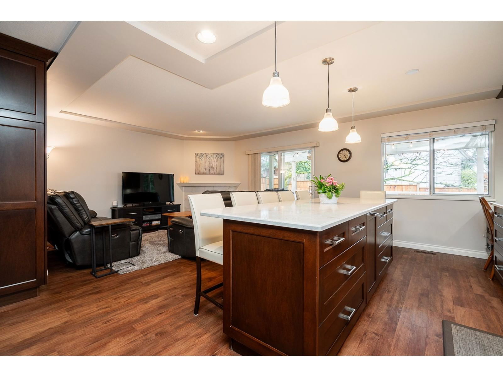 21442 90A Image 11