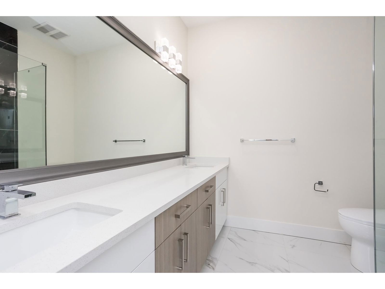 9237 SITKA PLACE Image 24