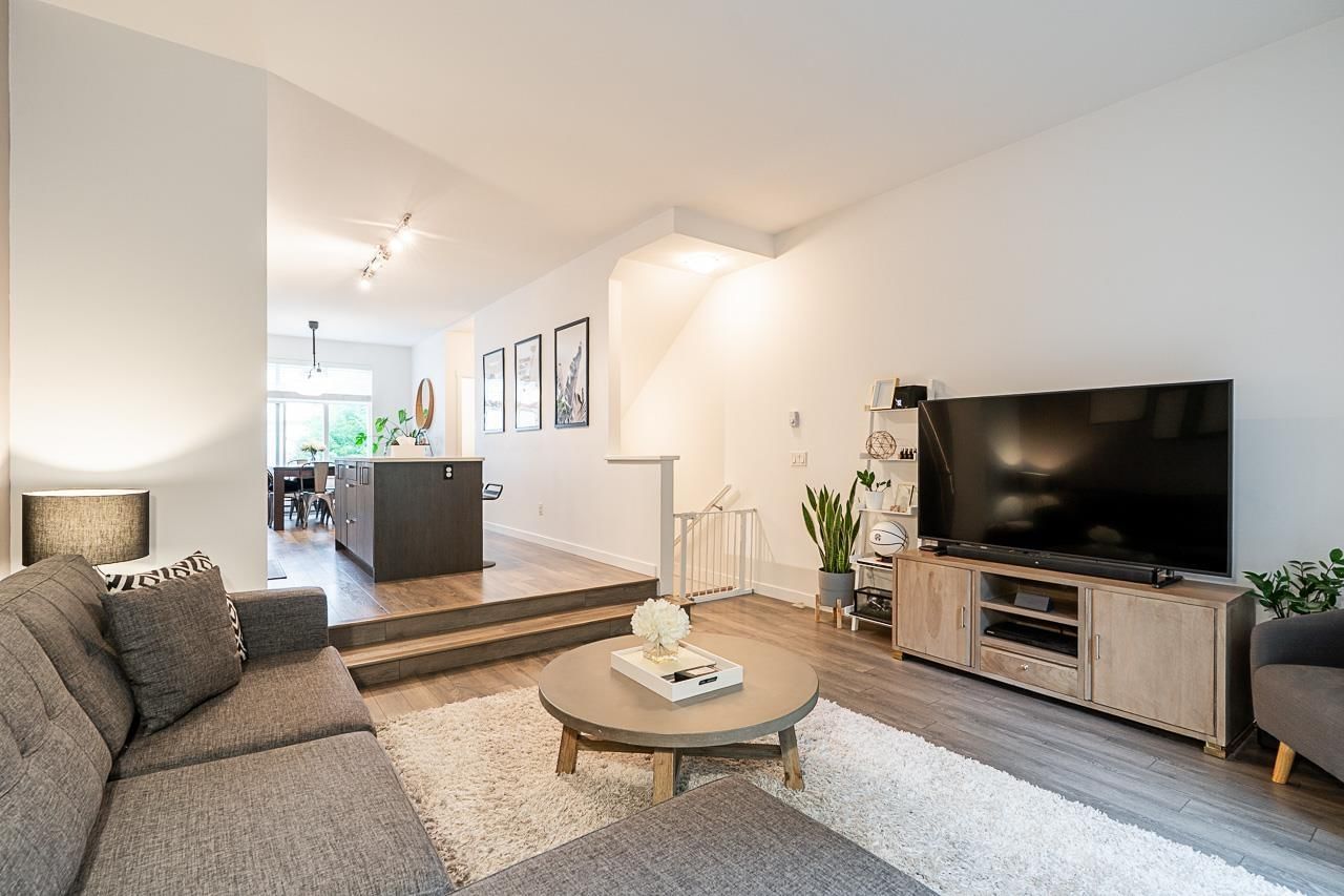 100 - 15340 GUILDFORD Image 7