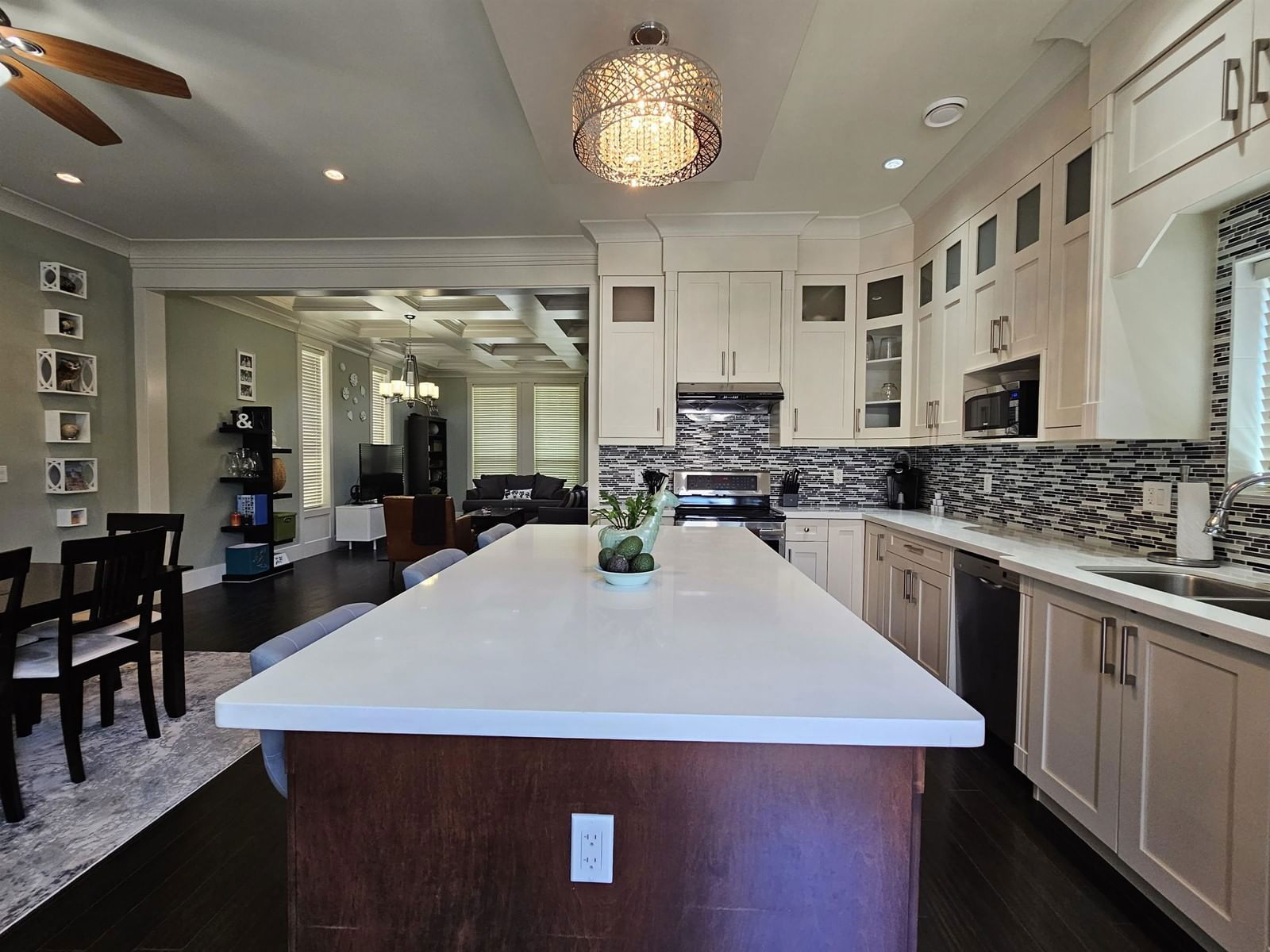21007 77 Image 12