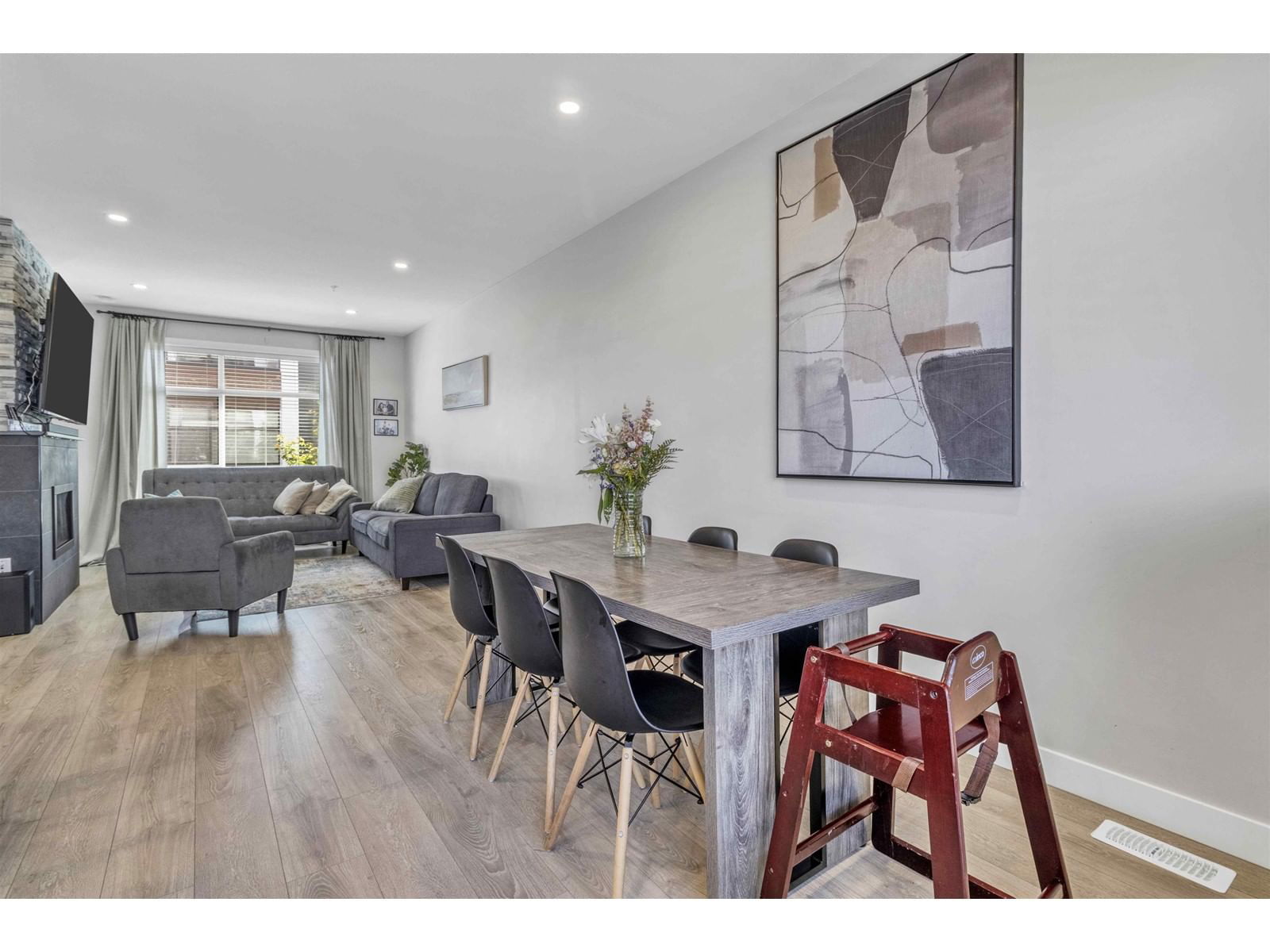 183 - 46150 THOMAS ROAD ROAD Image 17