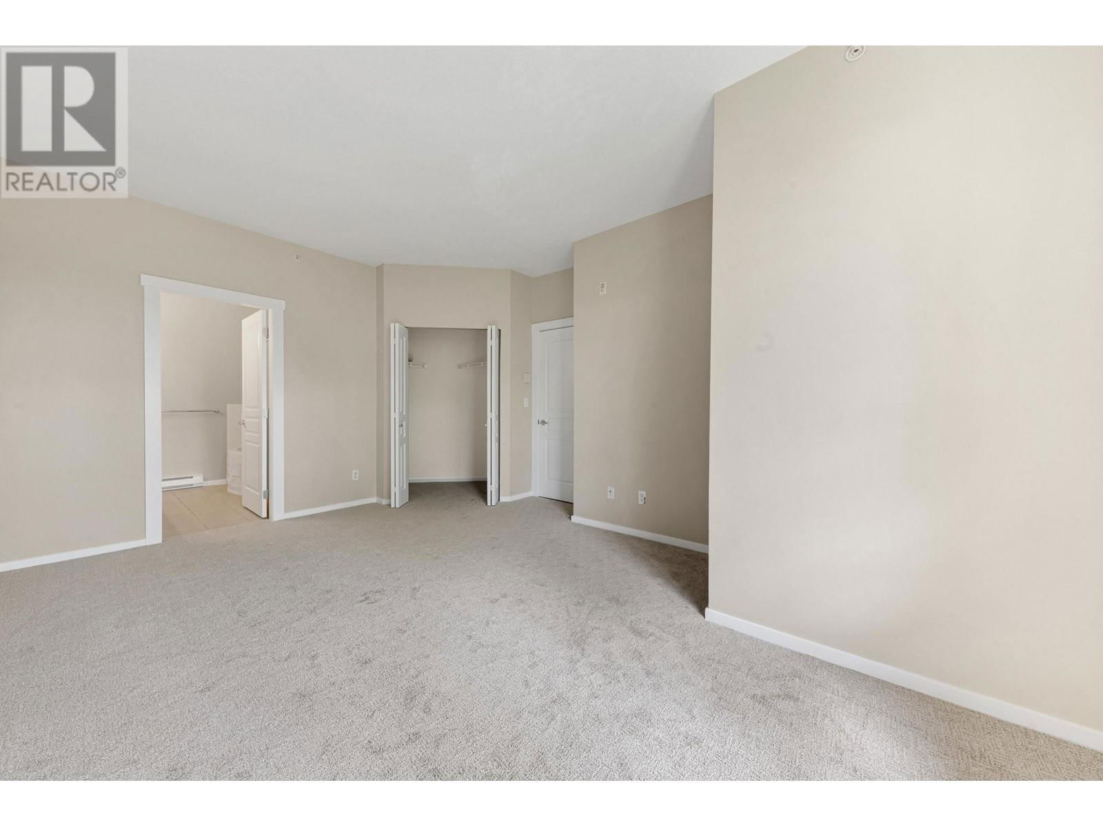414 - 9339 UNIVERSITY CRESCENT Image 8