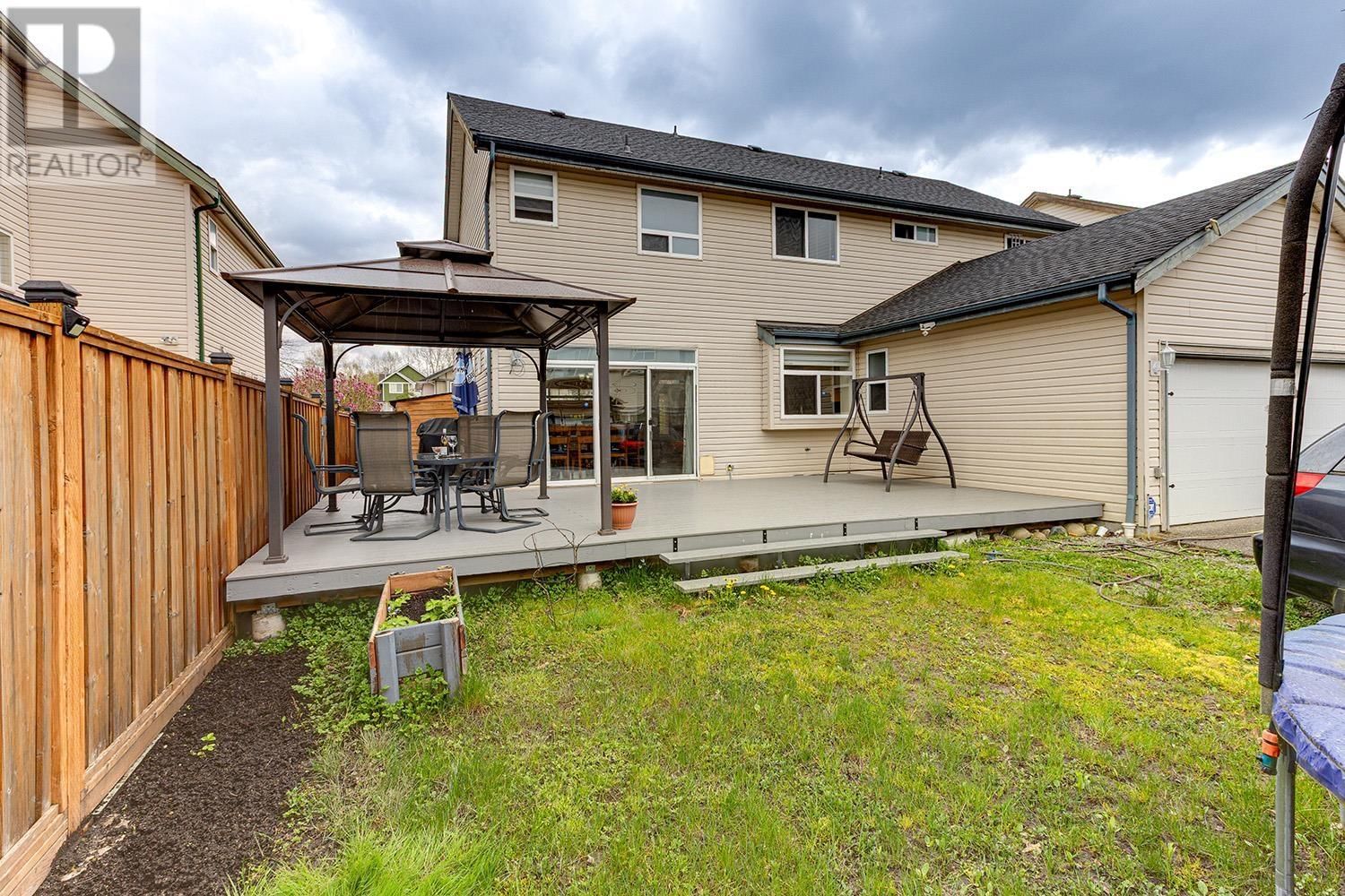 1077 RIVERSIDE DRIVE Image 14