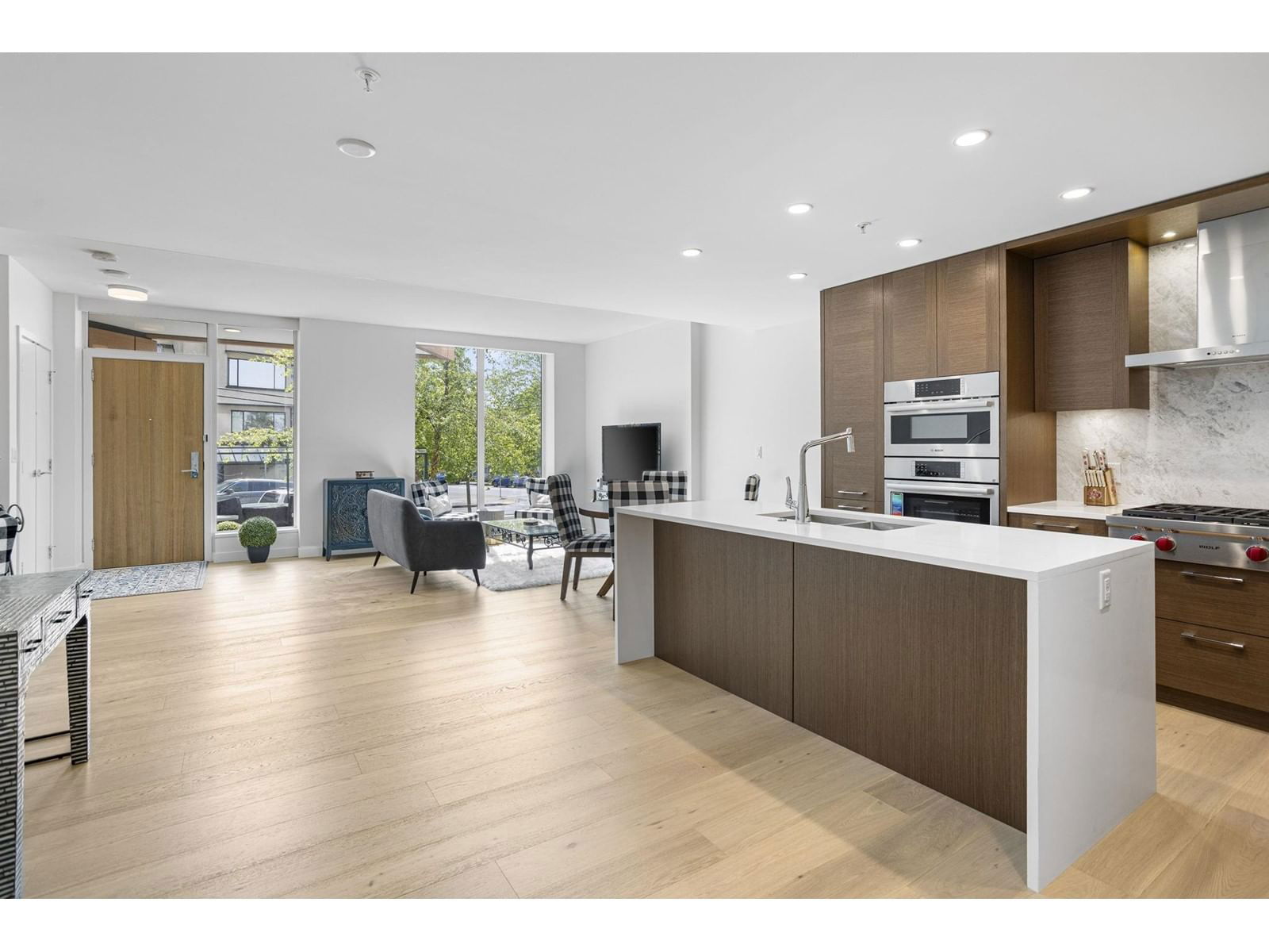 Primary Property View