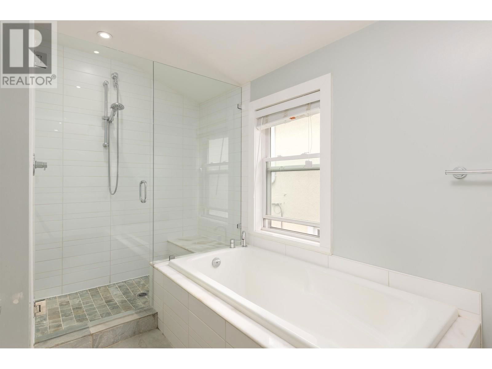 908 21ST AVENUE Image 16