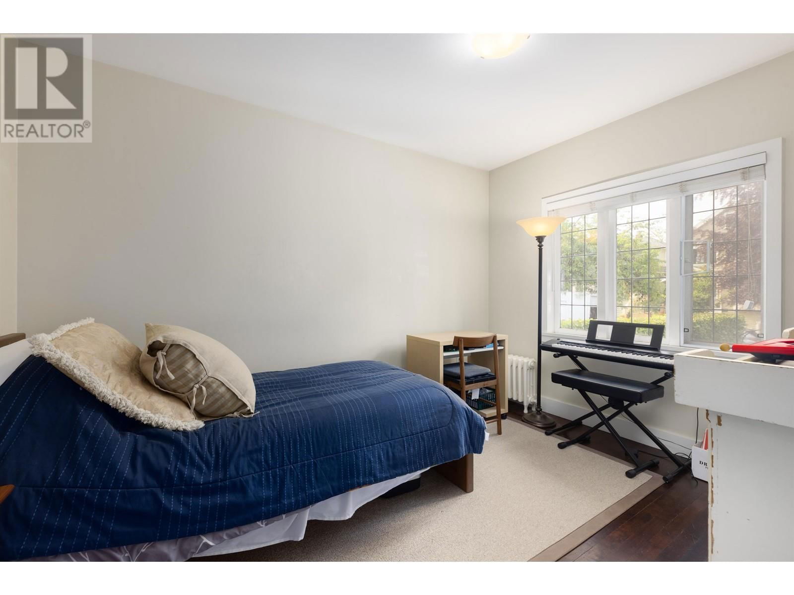 908 21ST AVENUE Image 19