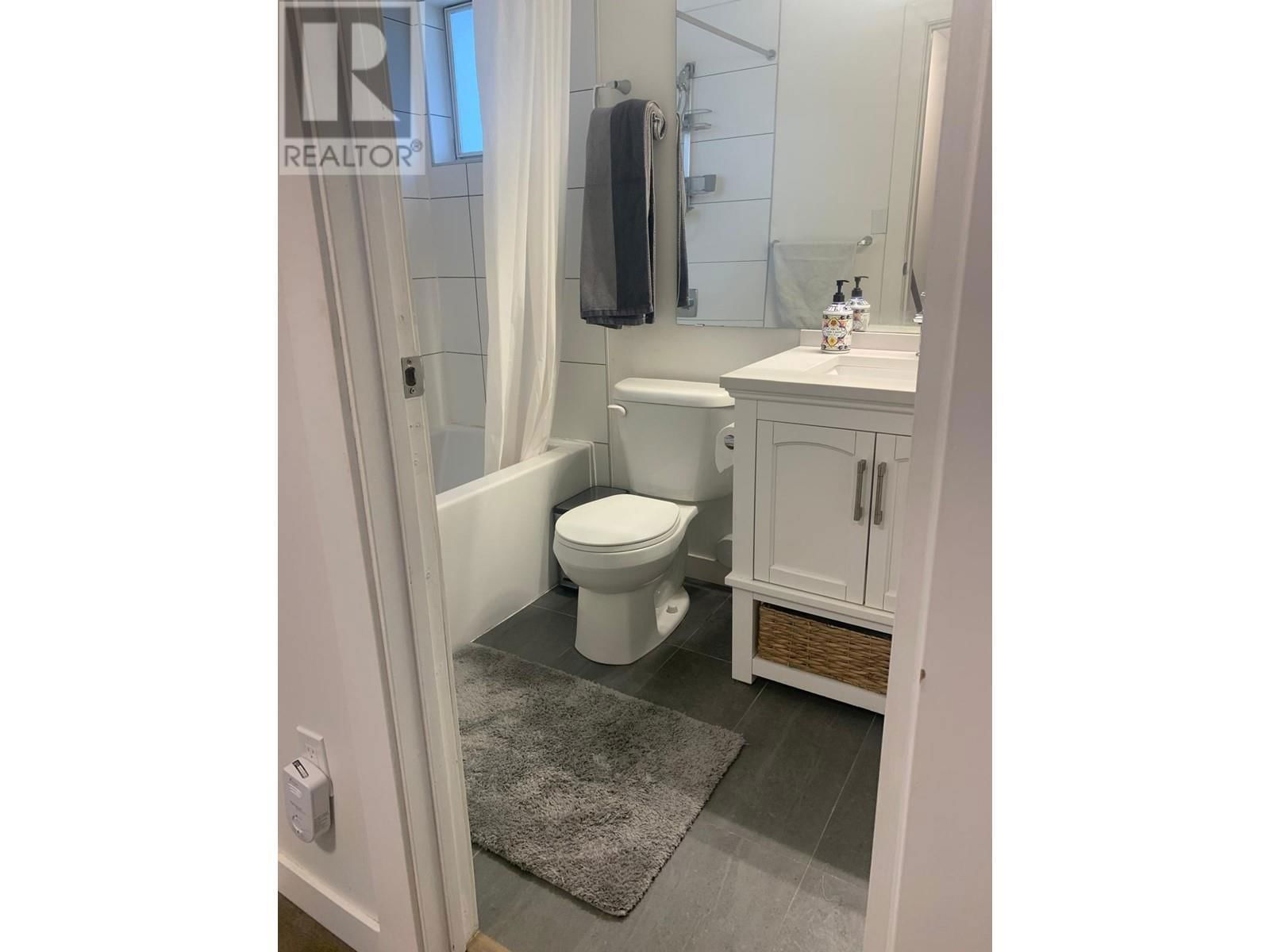 1250 RIVER DRIVE Image 18