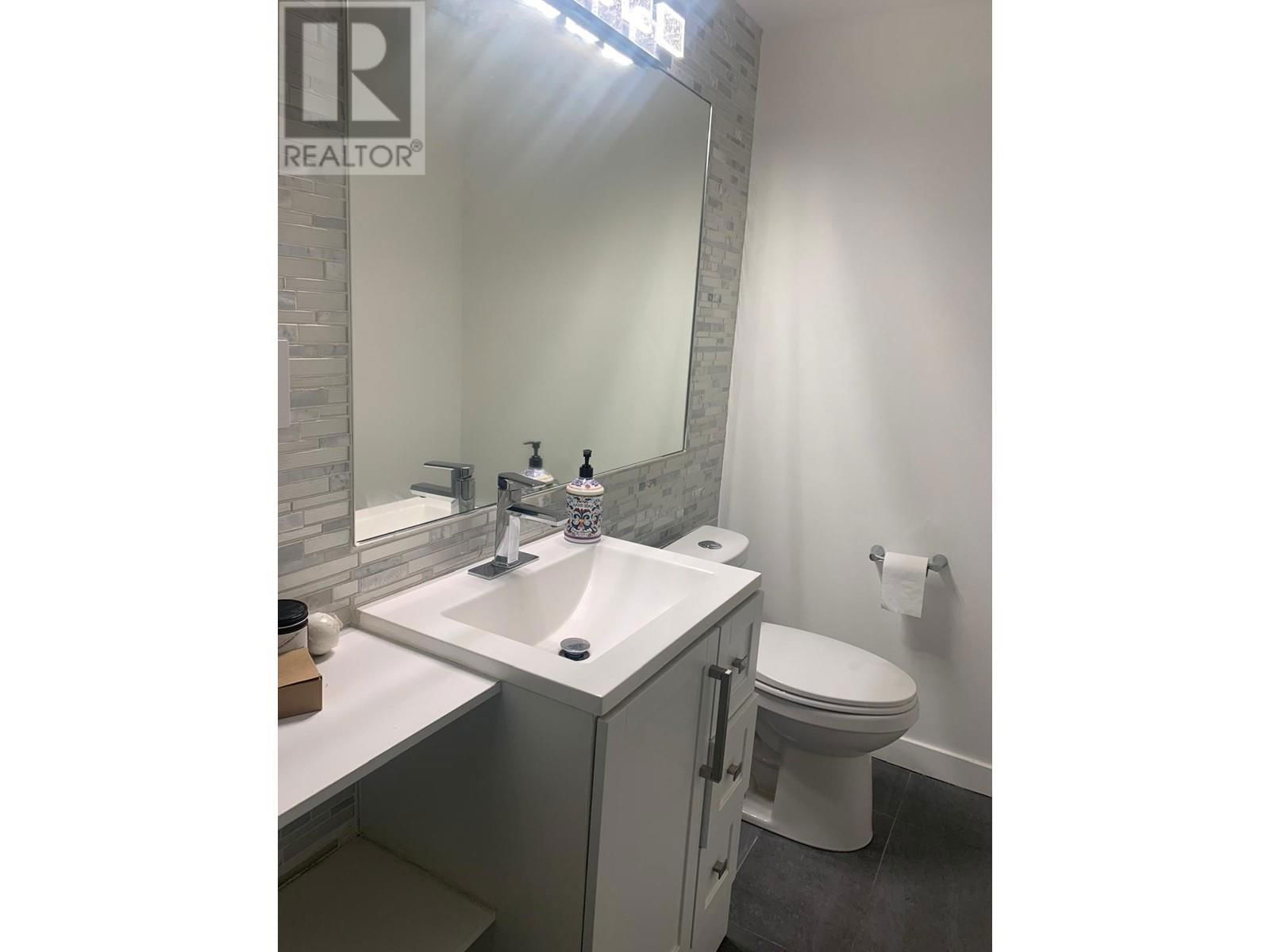 1250 RIVER DRIVE Image 20