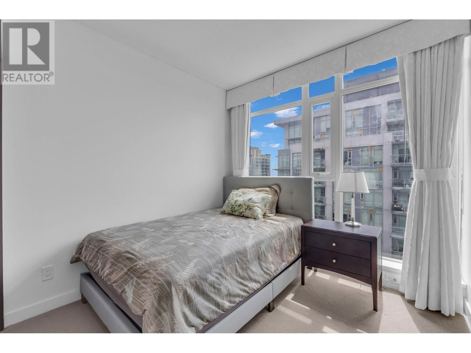 3703 - 6538 NELSON AVENUE Image 24