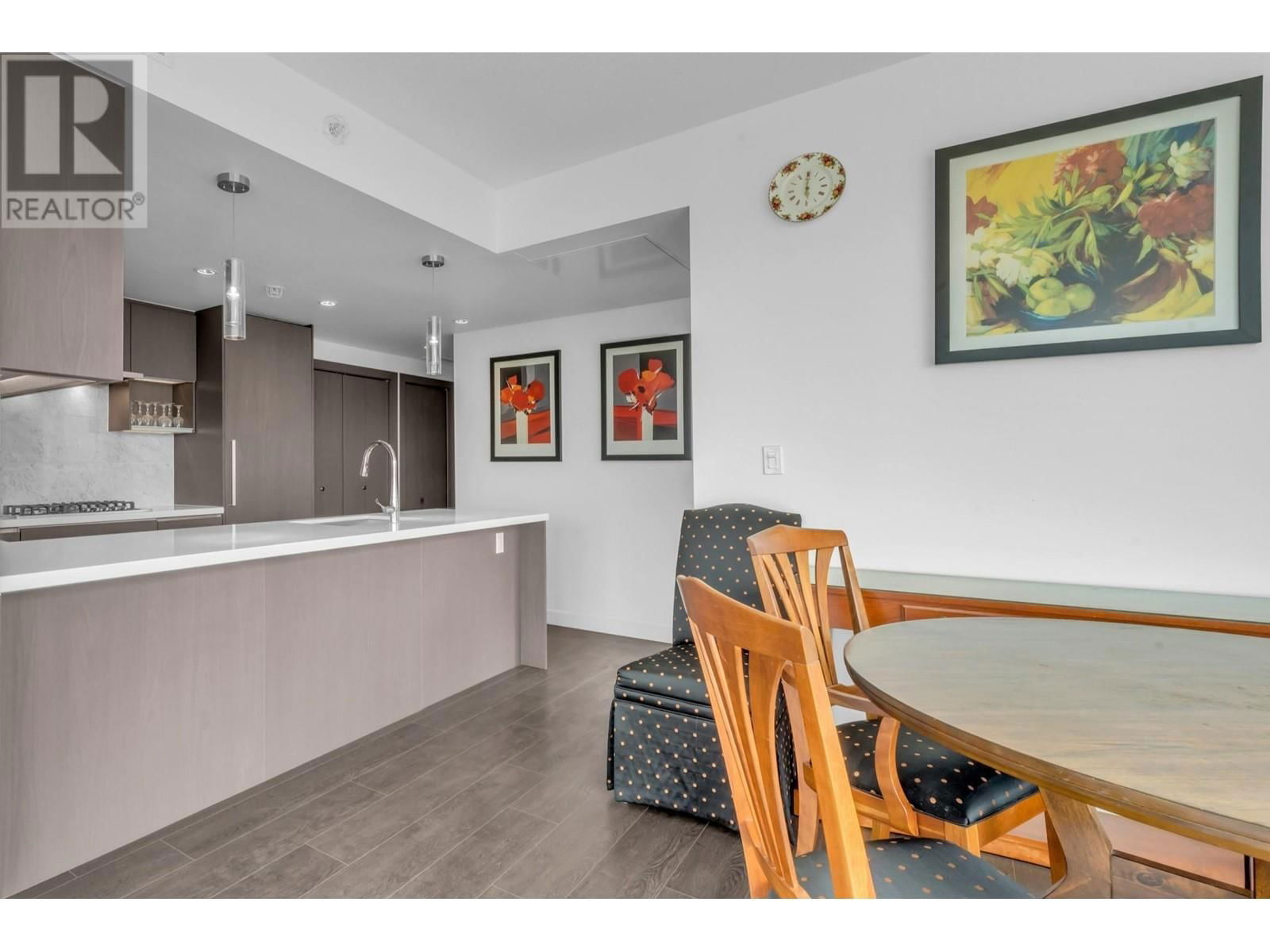 3703 - 6538 NELSON AVENUE Image 25