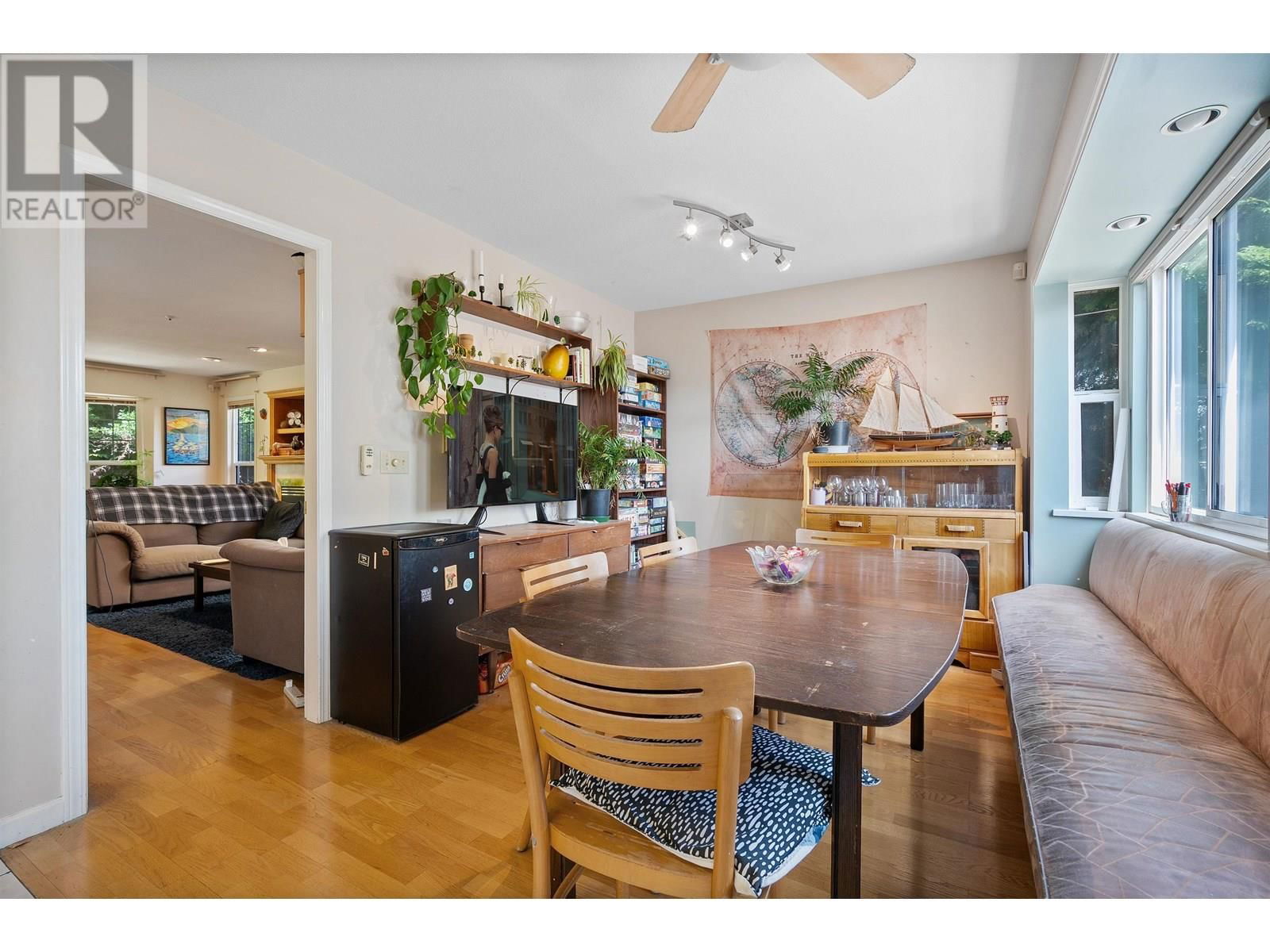 4988 SHERBROOKE STREET Image 14