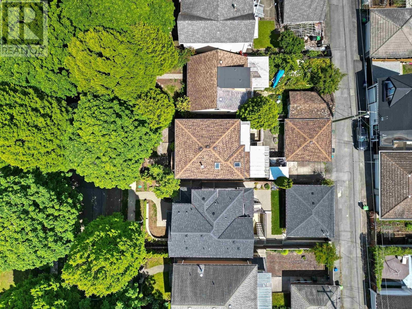 4988 SHERBROOKE STREET Image 3
