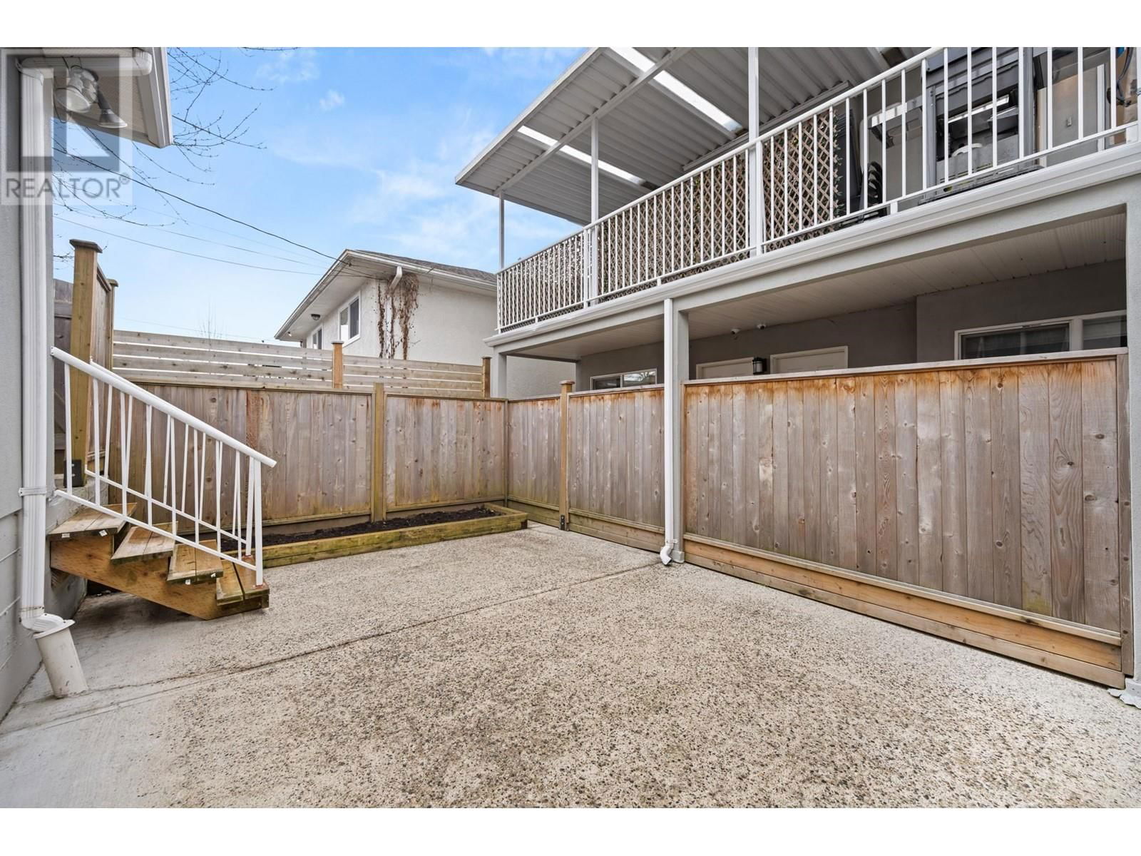 5260 ST. CATHERINES STREET Image 26