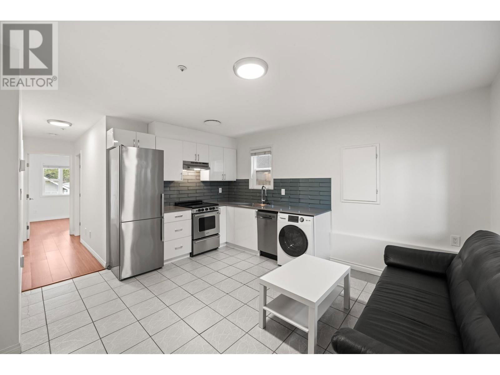 5260 ST. CATHERINES STREET Image 29