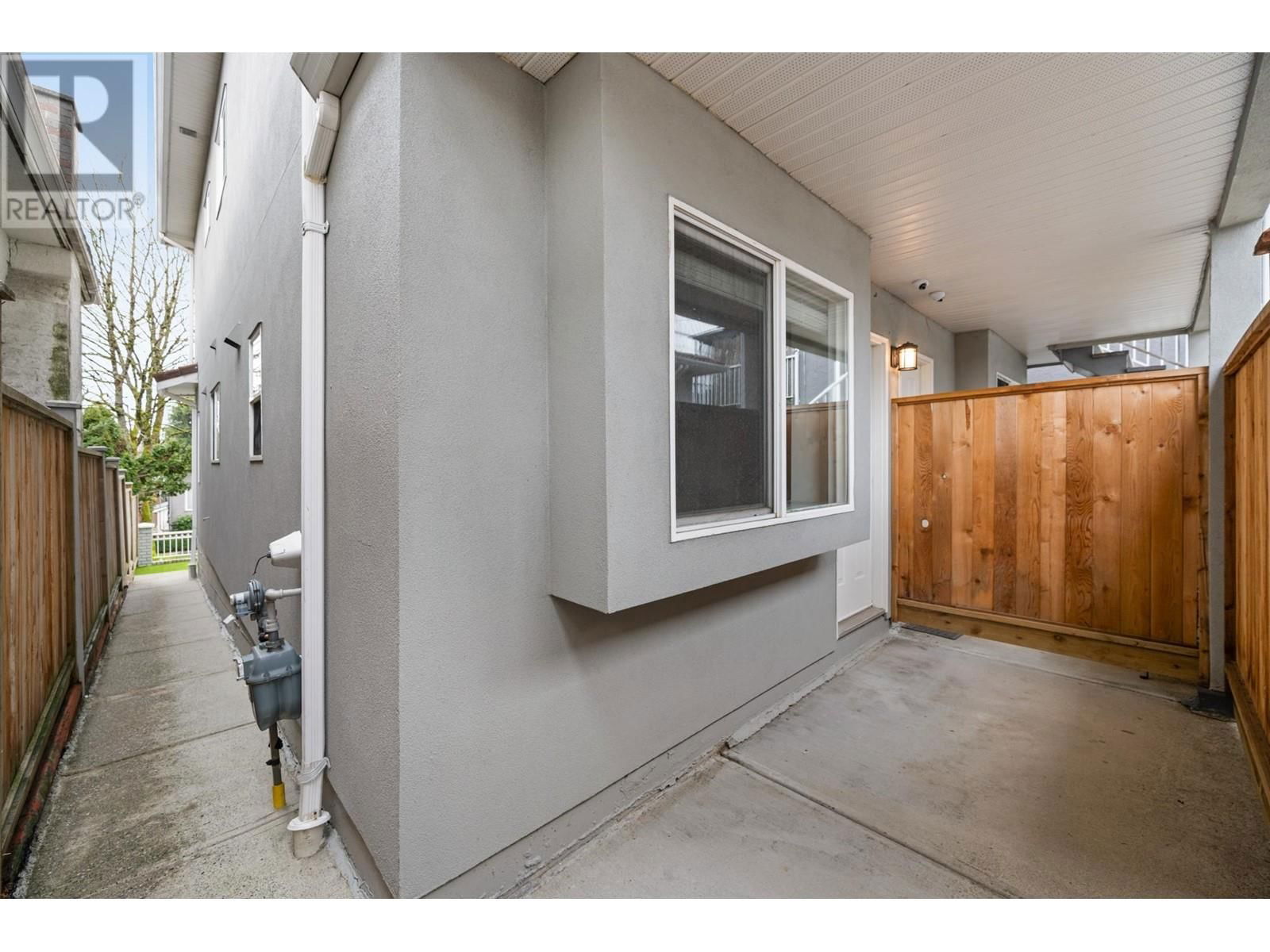 5260 ST. CATHERINES STREET Image 33