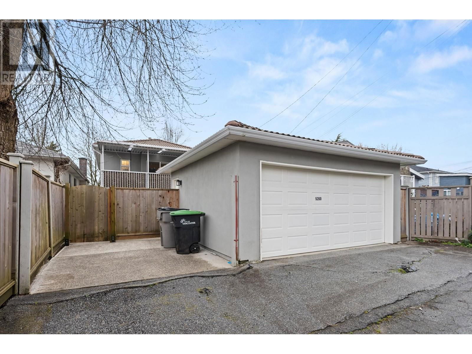 5260 ST. CATHERINES STREET Image 39