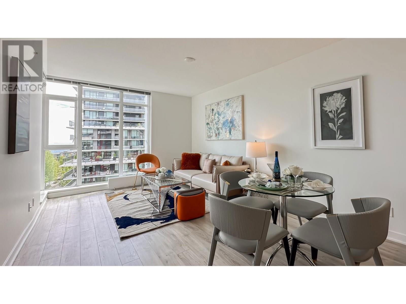 1003 - 8940 UNIVERSITY CRESCENT Image 10