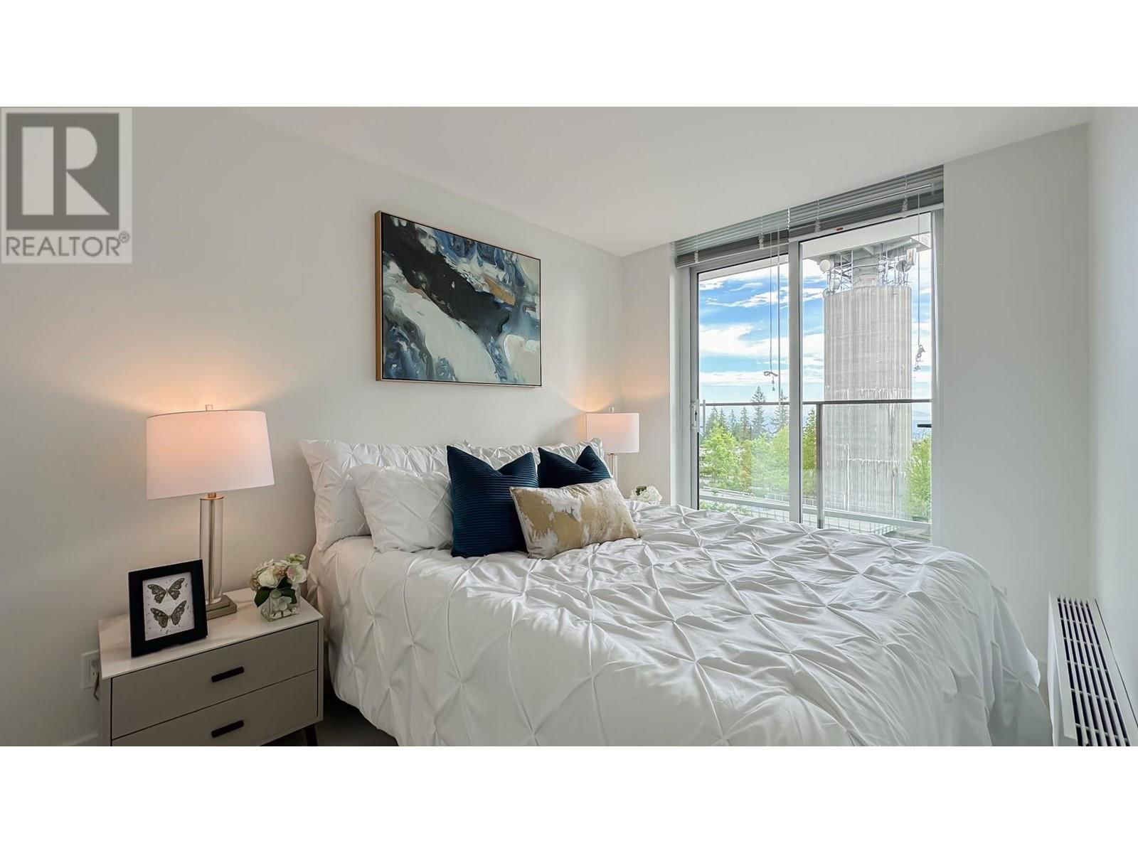 1003 - 8940 UNIVERSITY CRESCENT Image 20