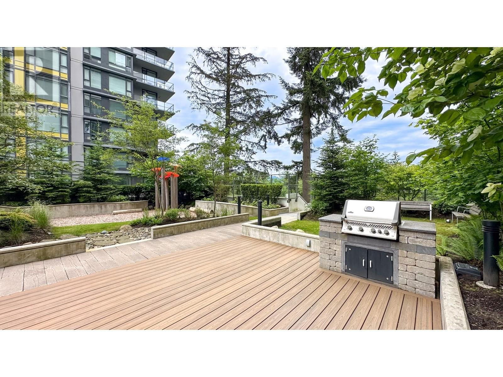 1003 - 8940 UNIVERSITY CRESCENT Image 27
