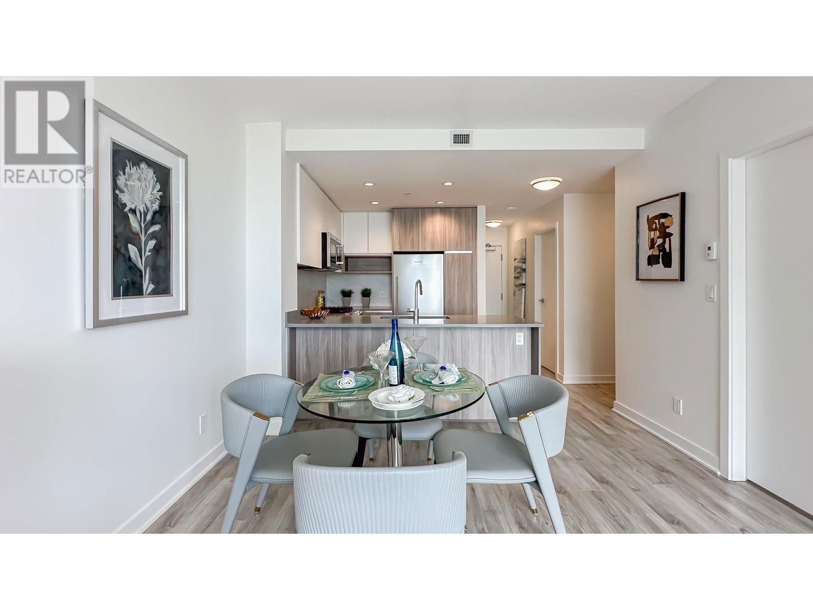 1003 - 8940 UNIVERSITY CRESCENT Image 8