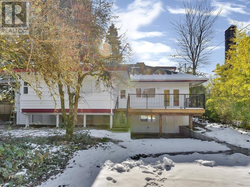 1751 KING EDWARD AVENUE Image 34
