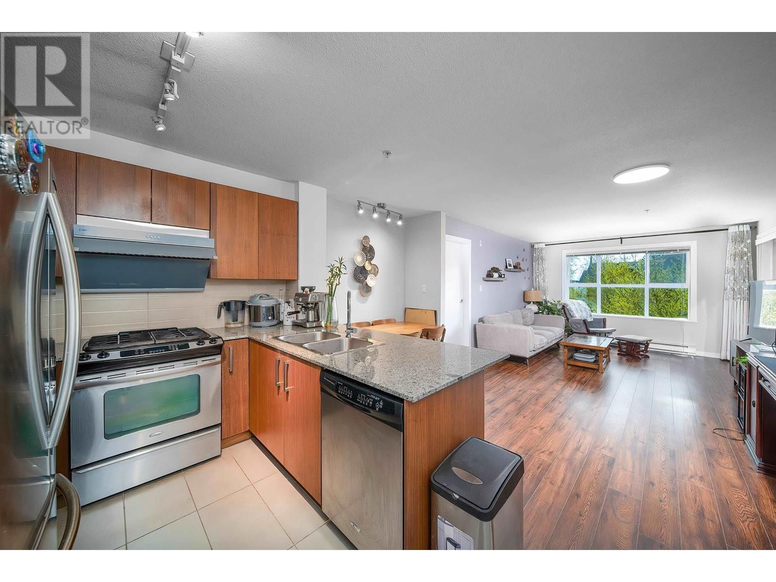 214 - 5885 IRMIN STREET Image 4