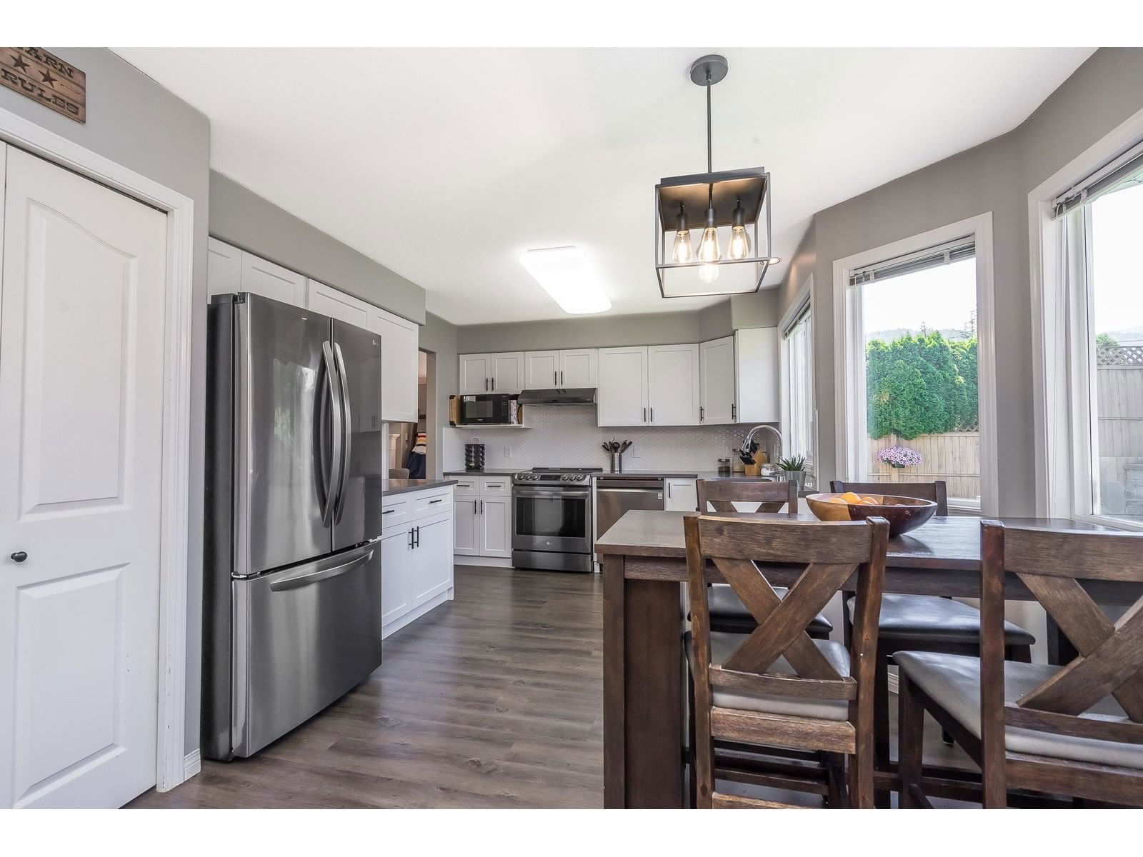 5657 KATHLEEN DRIVE Image 10