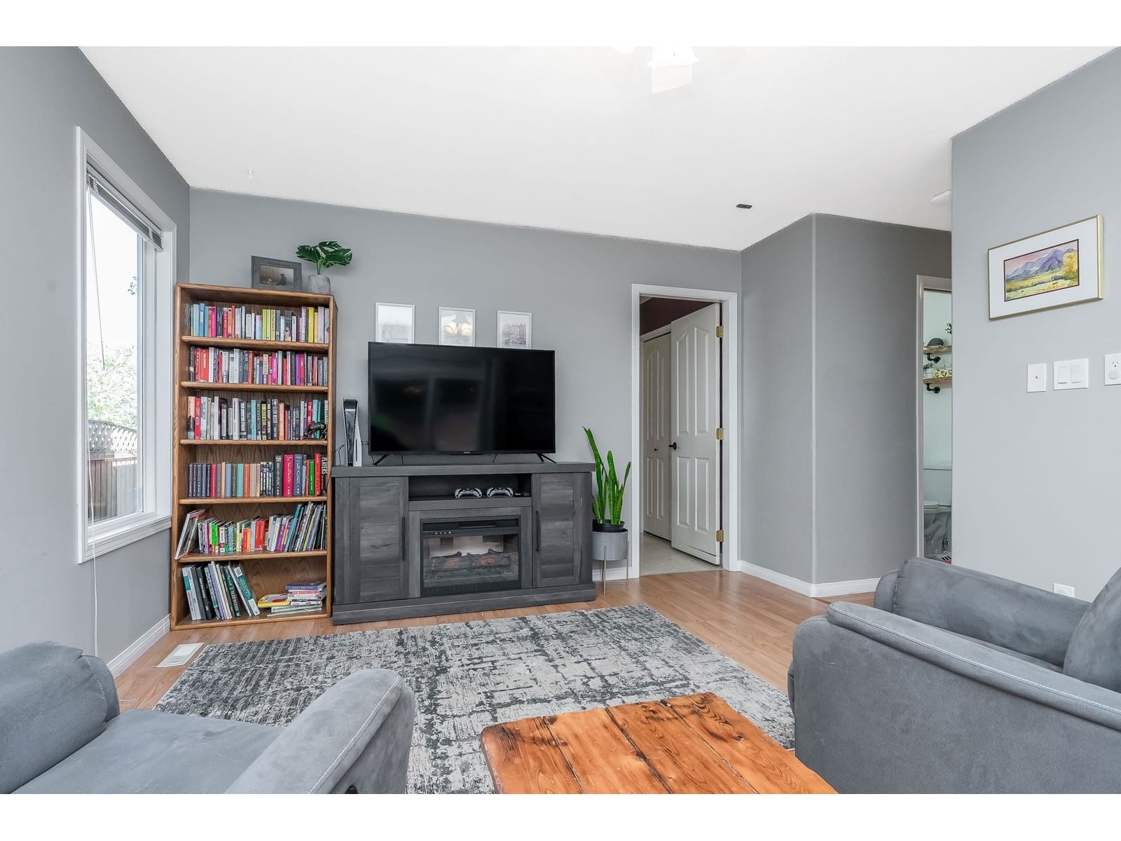 5657 KATHLEEN DRIVE Image 17