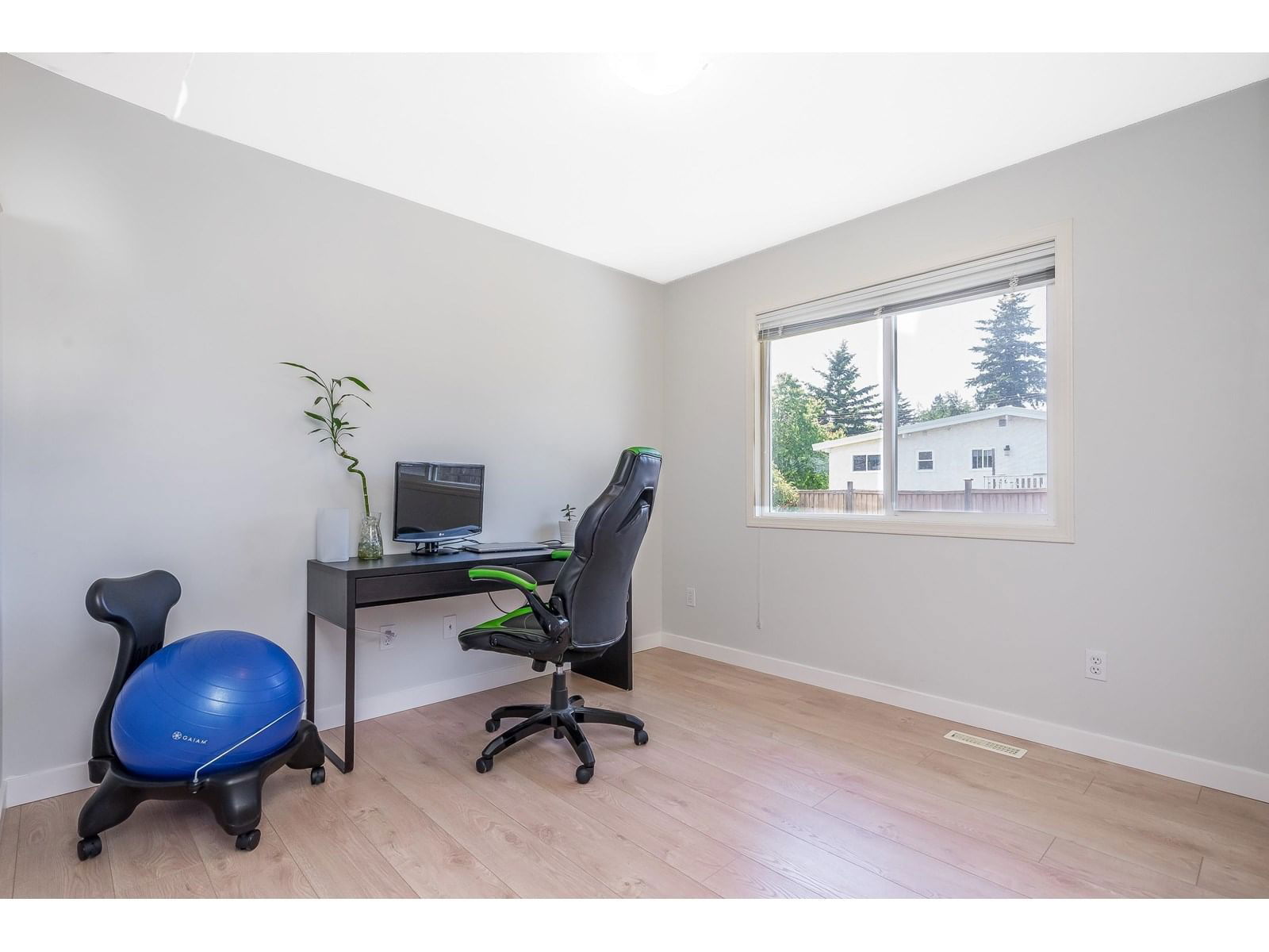 5657 KATHLEEN DRIVE Image 22