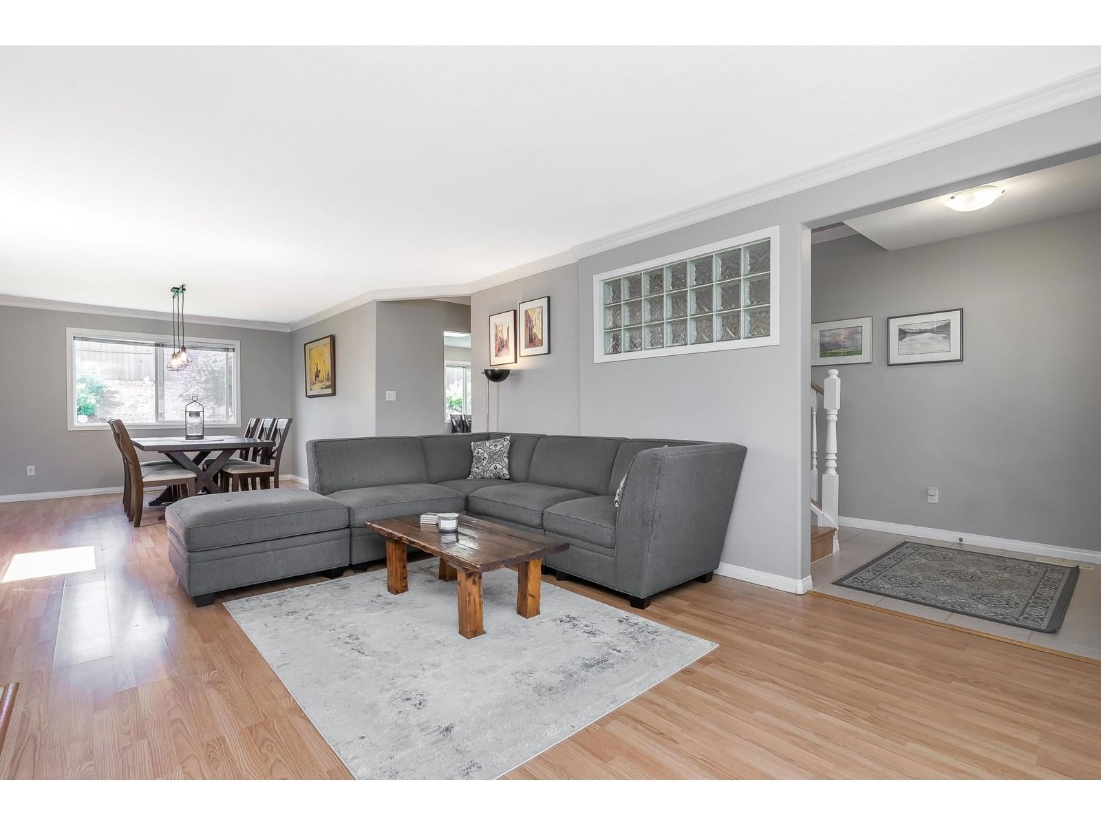 5657 KATHLEEN DRIVE Image 6