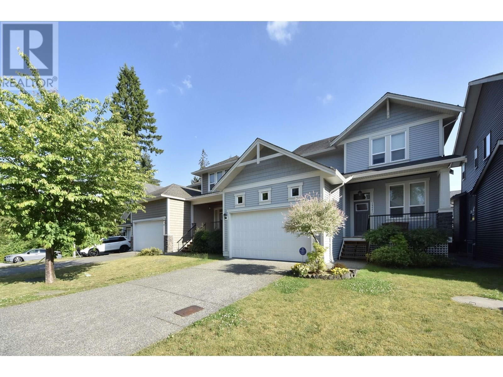 24442 113 AVENUE Image 1