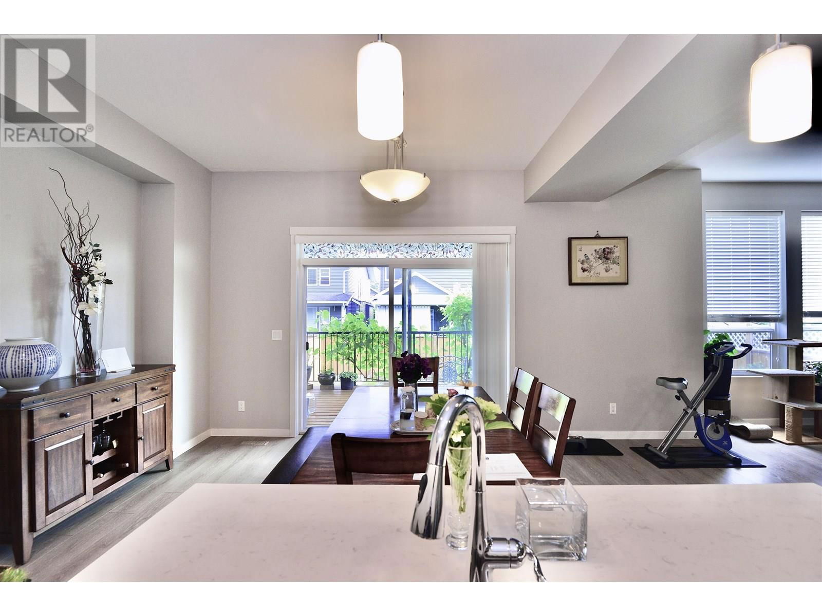 24442 113 AVENUE Image 11