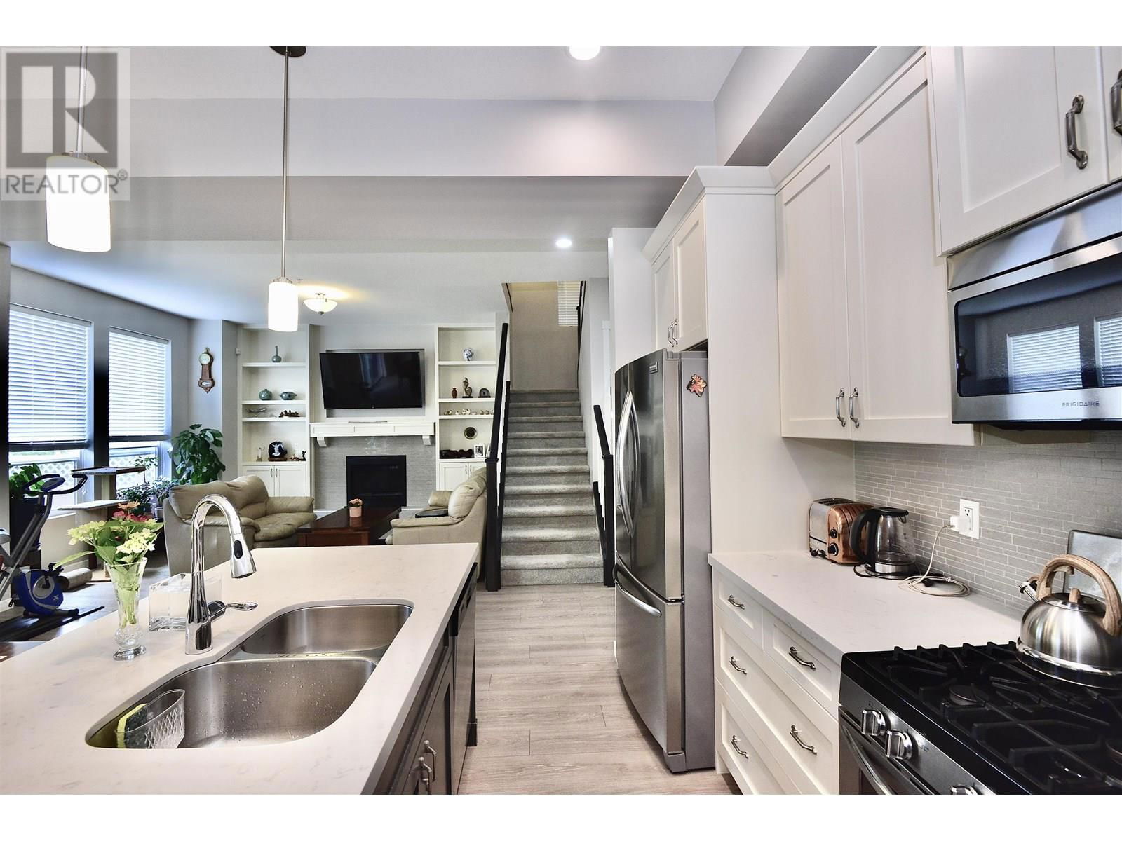 24442 113 AVENUE Image 15