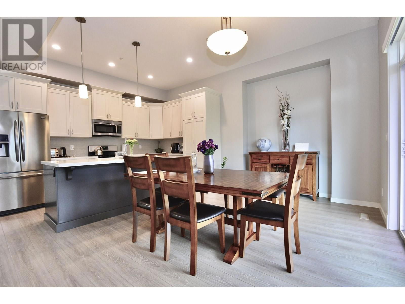 24442 113 AVENUE Image 3