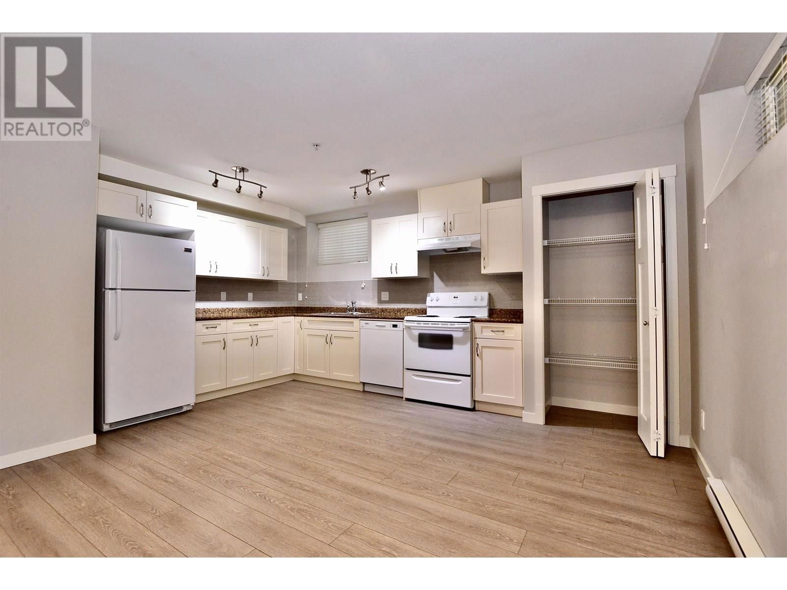 24442 113 AVENUE Image 32