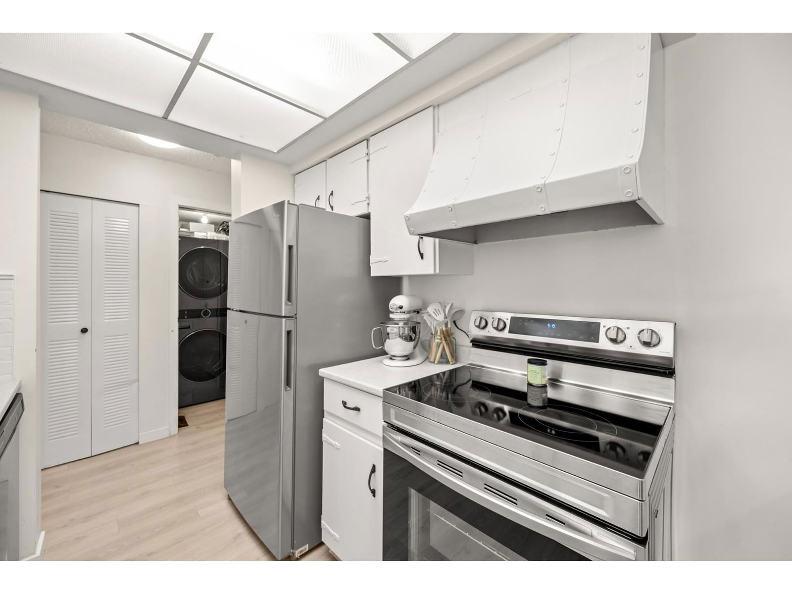 111 - 2551 WILLOW Image 14