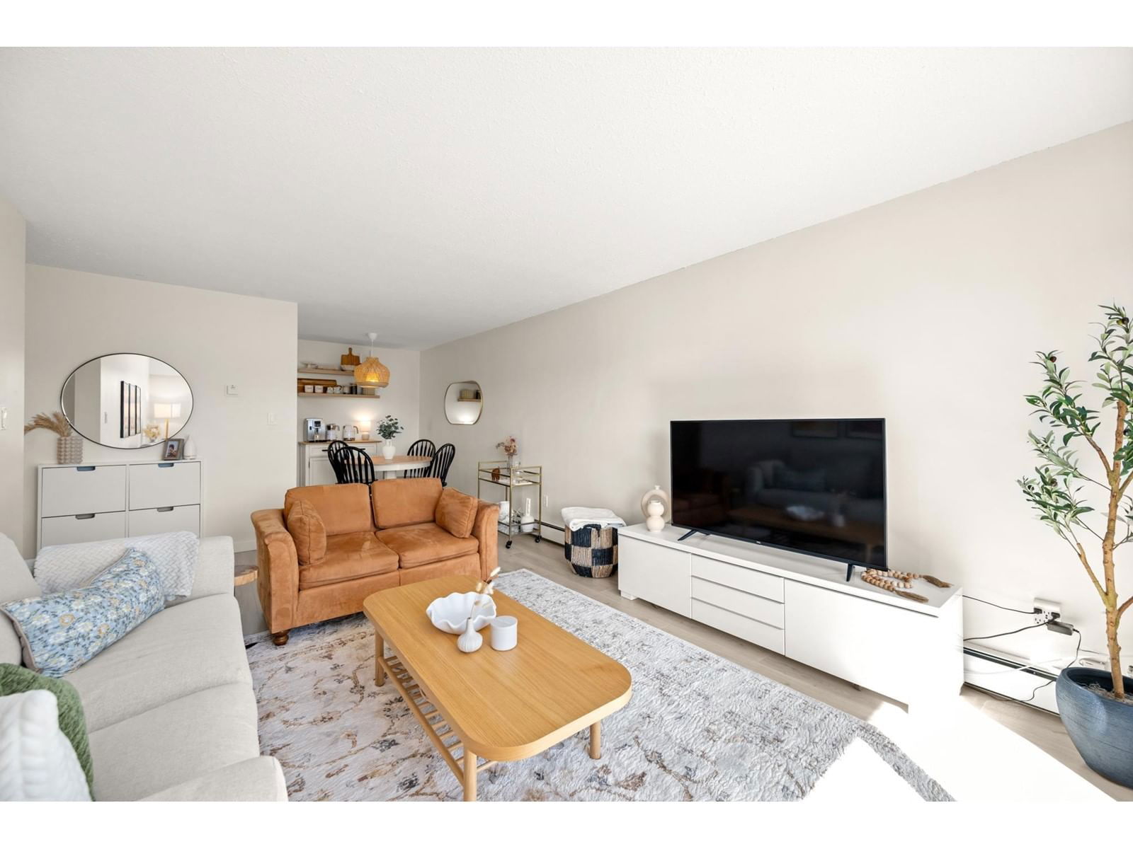 111 - 2551 WILLOW Image 6