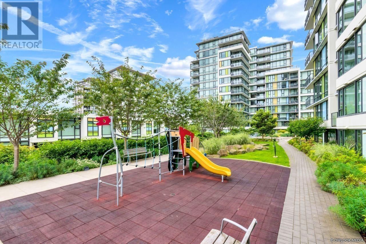 1205 - 7988 ACKROYD ROAD Image 28