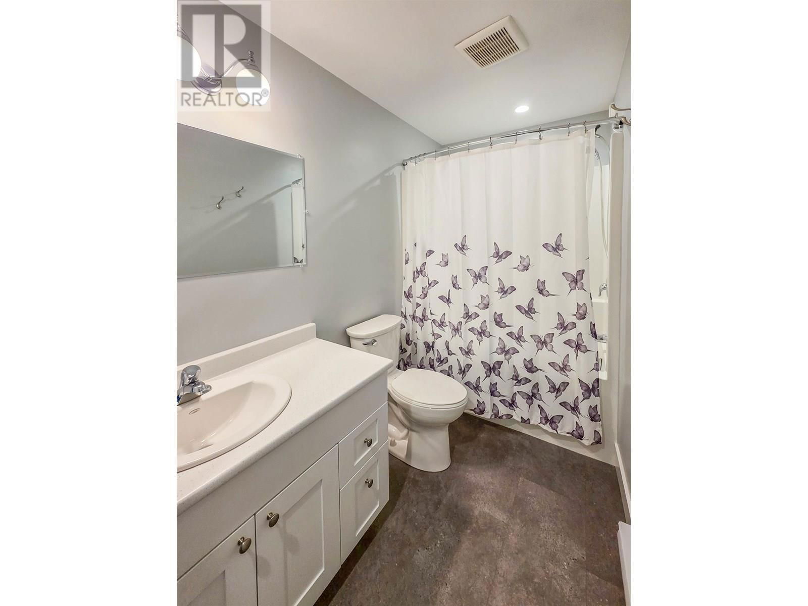 1494 CHESTNUT STREET Image 28
