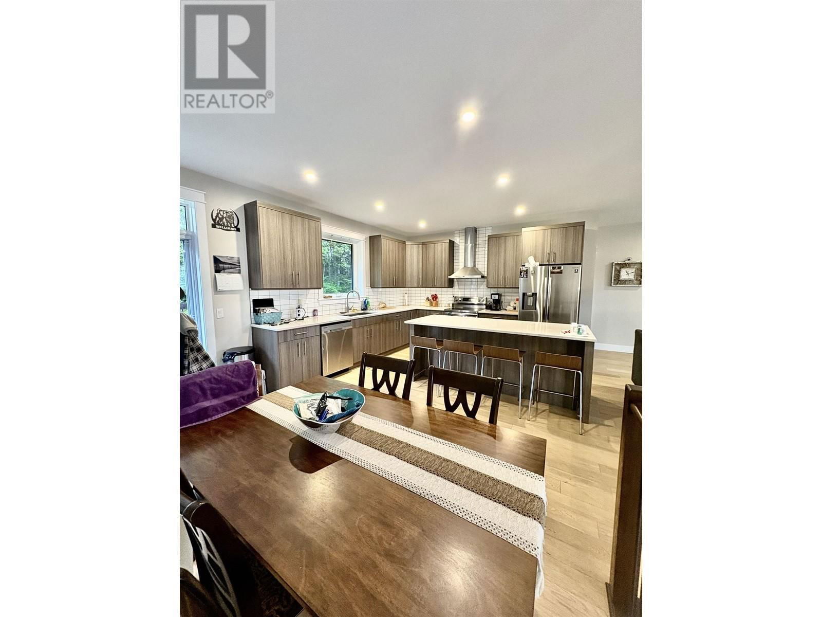 49 WOZNEY STREET Image 6