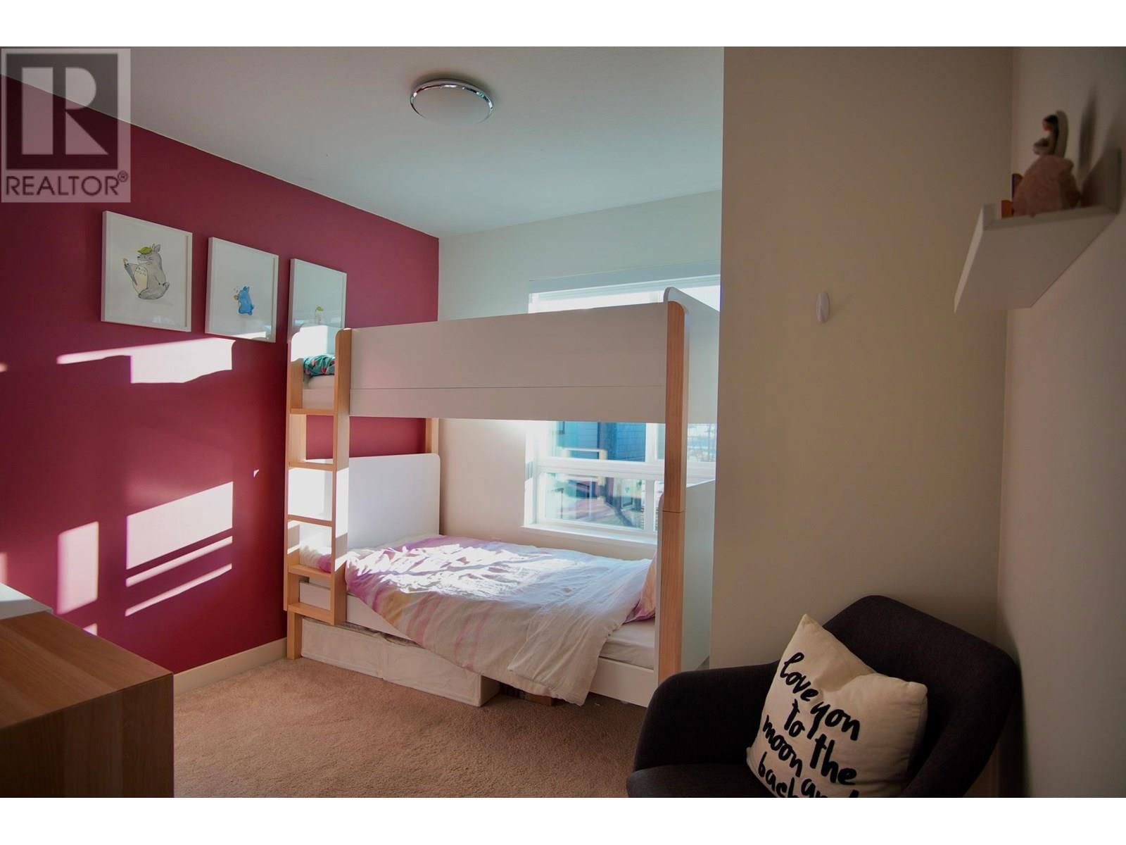 22 - 10233 RIVER DRIVE Image 4