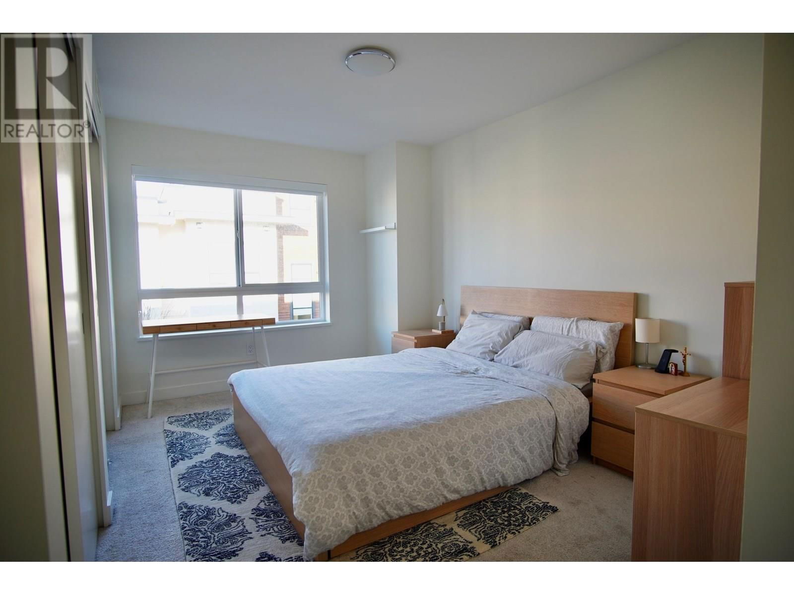22 - 10233 RIVER DRIVE Image 6