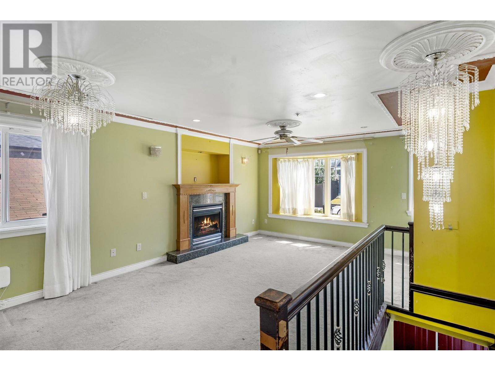 743 DURWARD AVENUE Image 10