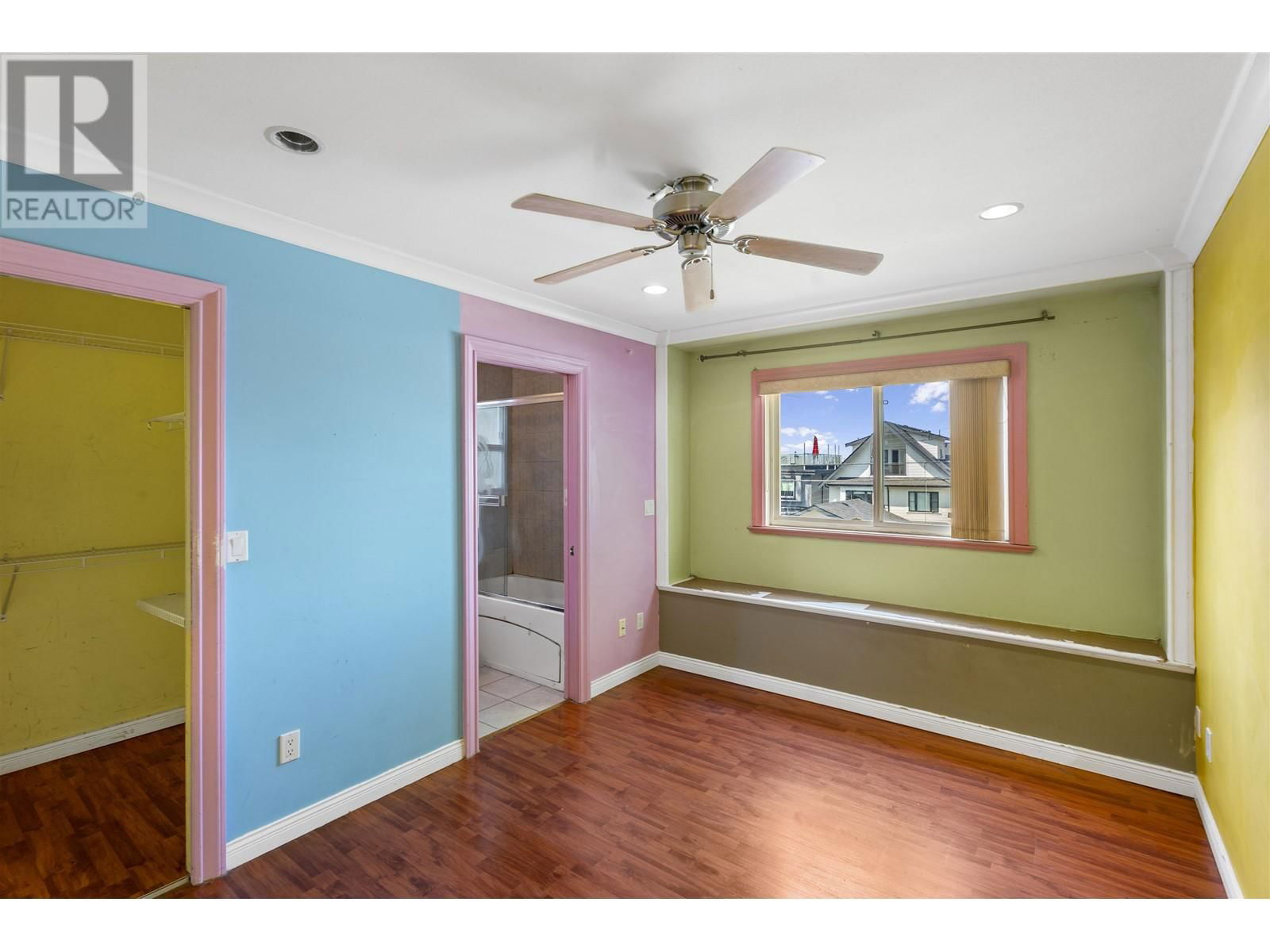 743 DURWARD AVENUE Image 15