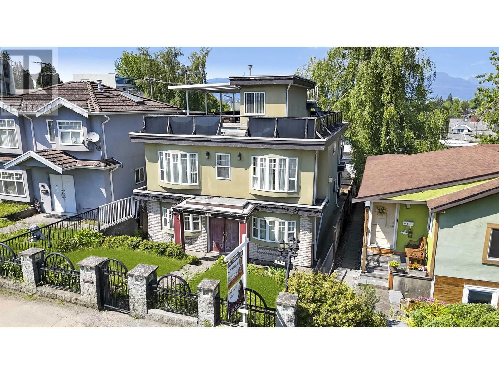 743 DURWARD AVENUE Image 2